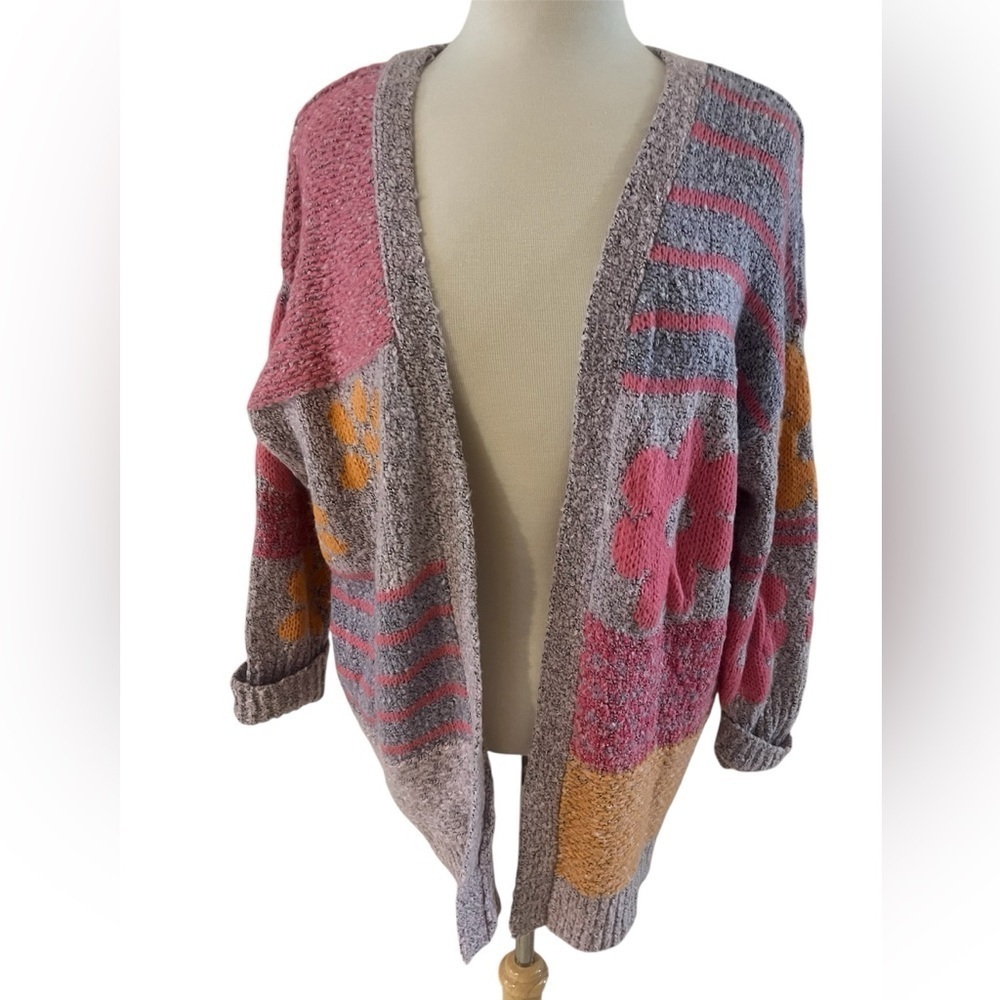 Sincerely Jules-NWT- color block floral sweater-size S